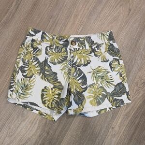 Leaf Print Women Shorts Size 2